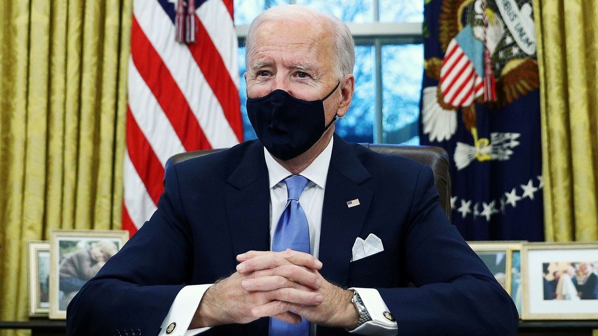 Prezidentský účet na twitteru už má pod kontrolou Biden